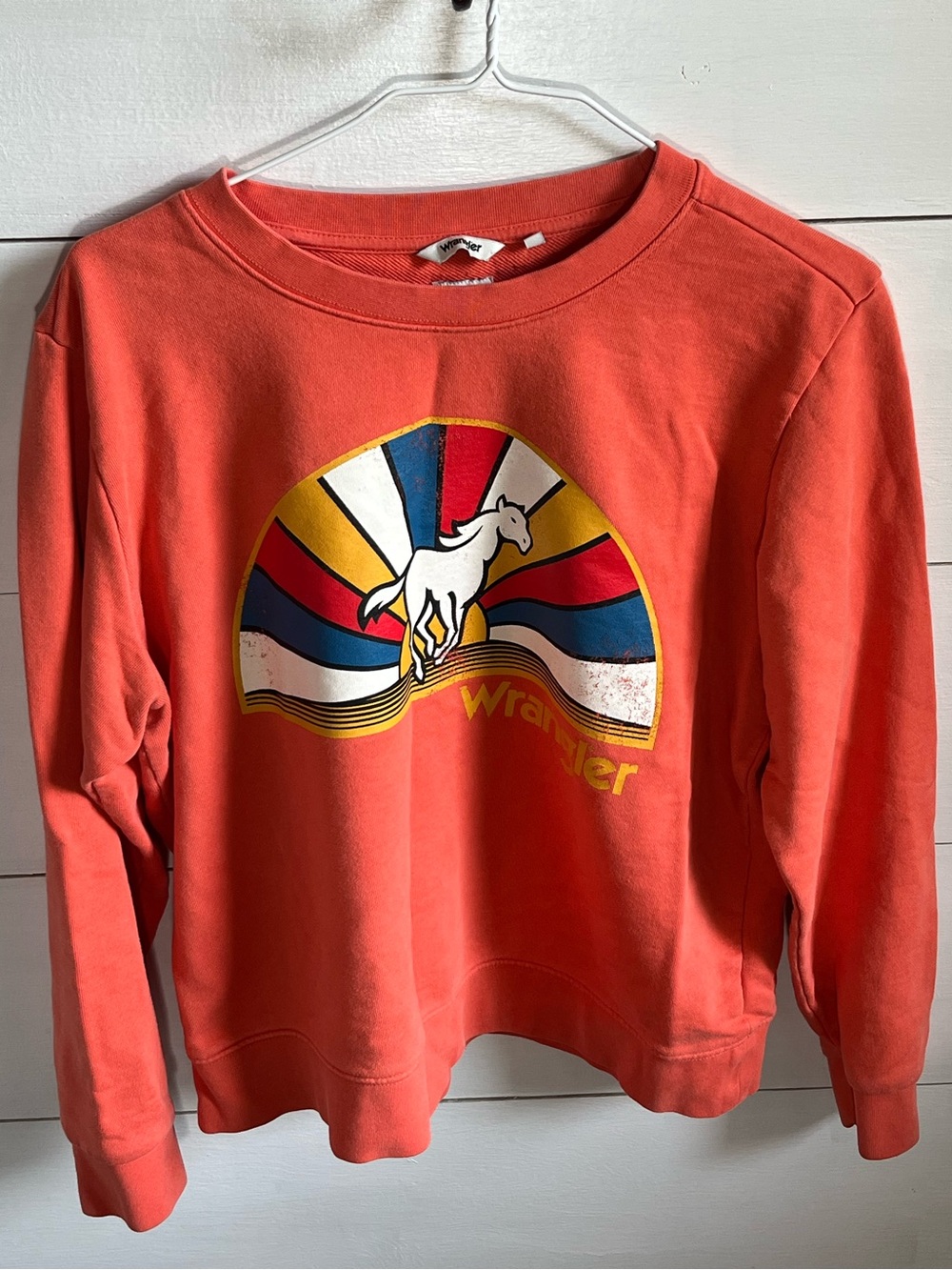 Wrangler Coral Crewneck Sweatshirt with Retro Horse Graphic